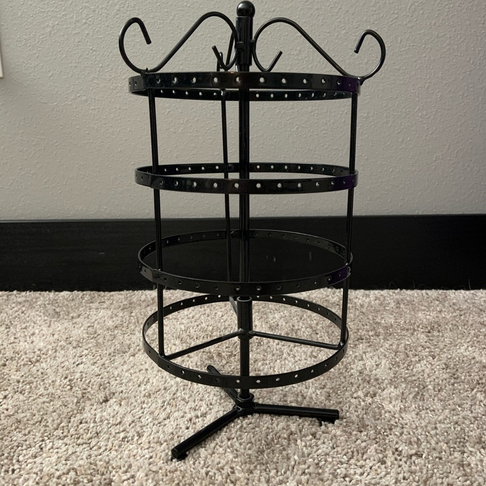 Black Metal Spinning Earring Stand